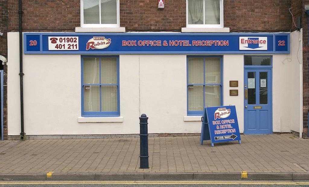 The Robin 2 Hotel Wolverhampton Exterior photo