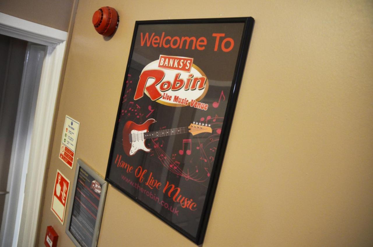 The Robin 2 Hotel Wolverhampton Exterior photo